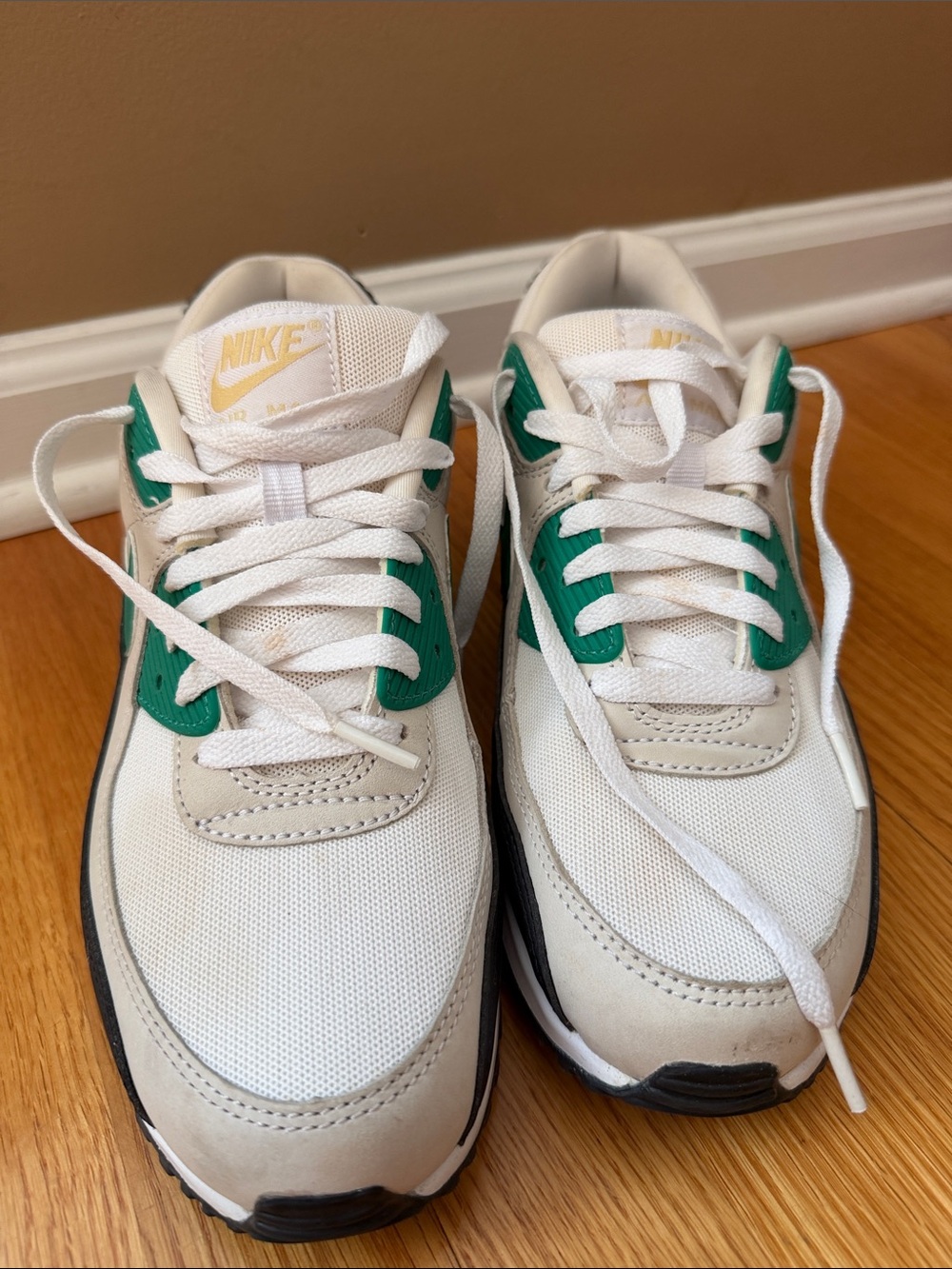 Nike Air Max 90 White Malachite Black Green FB9658-102 - Picture 2 of 9